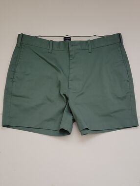 J. Crew Men’s Green Stretch Cotton Shorts